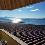 Graziosa Al Porto Feriehus *